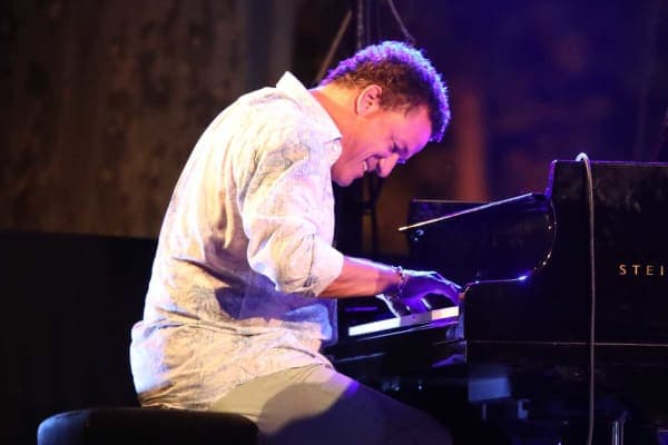 Jacky Terrasson au piano - Concentration musicale